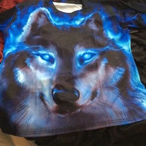 Silky short sleeve shirt.